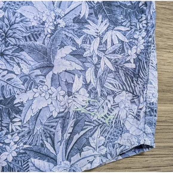 Tommy Bahama Men's Blue Foliage Leaf Hawaiian Print Size 2XLB - Picture 4 of 7